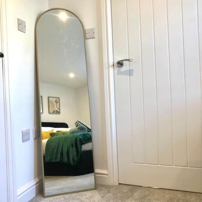 Spacious And Stylish Flat In Trowbridge, Wiltshire Trowbridge